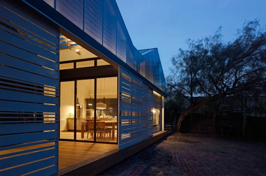 House Reduction / MAKE Architecture Studio