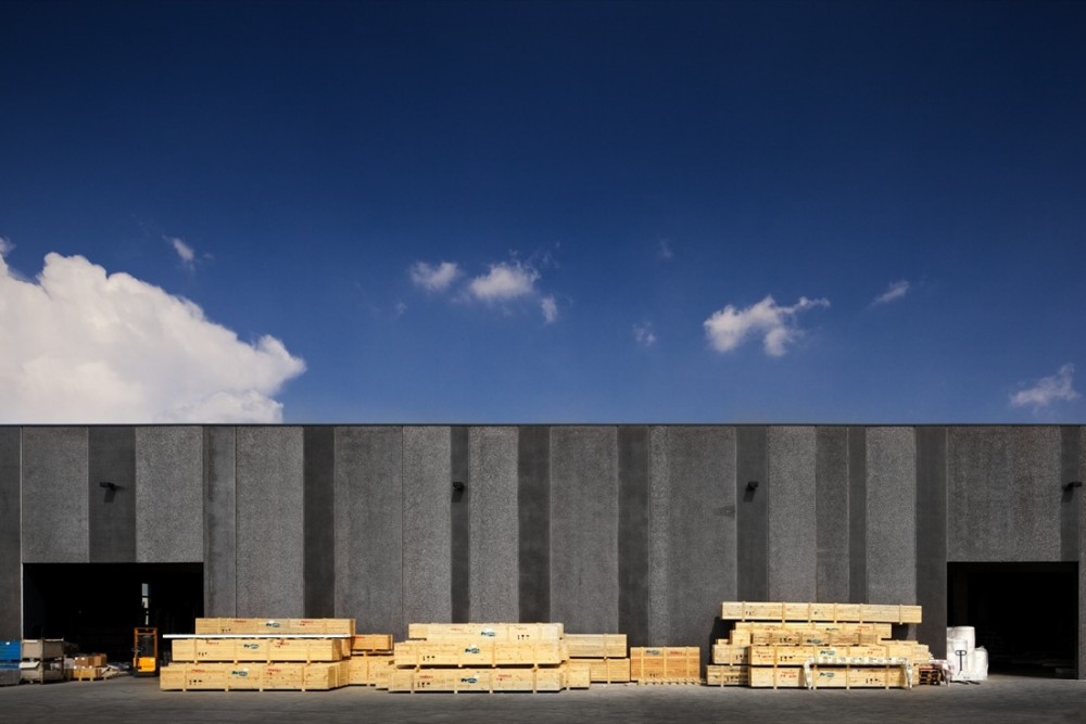 New Headquarters and Production of Pratic / GEZA