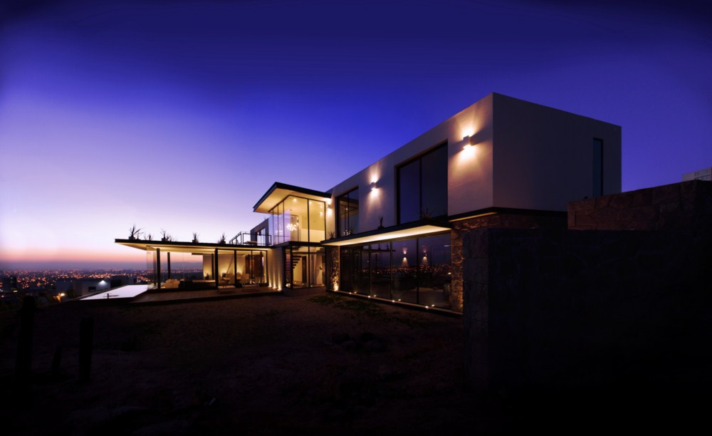 Acill Atem House / Broissin Architects