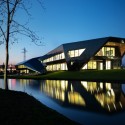 Vidre Negre Office Building / Damilanostudio Architects Vidre Negre Office Building / Damilanostudio Architects © Andrea Martiradonna