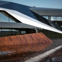 Vidre Negre Office Building / Damilanostudio Architects Vidre Negre Office Building / Damilanostudio Architects © Andrea Martiradonna