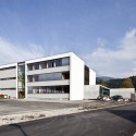 Volksschule Wallenmahd / Dietrich Untertrifaller Staheli Architekten Volksschule Wallenmahd / Dietrich Untertrifaller Staheli Architekten © Bruno Klomfar
