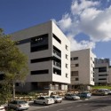 Zielony Graduate Student Village / Bar Orian Architects, S?artz Besnosoff Architects Zielony Graduate Student Village / Bar Orian Architects, S?artz Besnosoff Architects Courtesy of Bar Orian Architects + Schwartz Besnosoff Architects