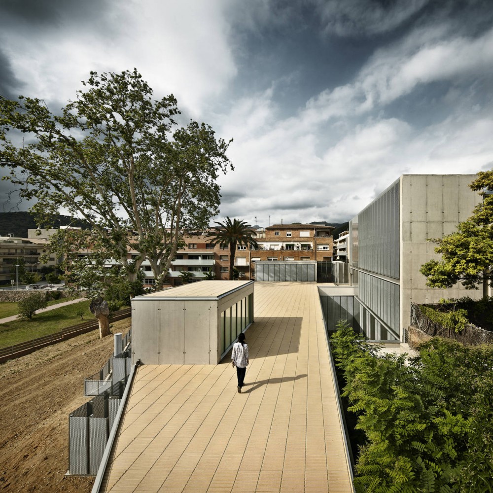 Health Center CAP La Garriga / Roldán + Berengué, arqts.