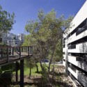 Zielony Graduate Student Village / Bar Orian Architects, S?artz Besnosoff Architects Zielony Graduate Student Village / Bar Orian Architects, S?artz Besnosoff Architects Courtesy of Bar Orian Architects + Schwartz Besnosoff Architects
