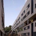 Zielony Graduate Student Village / Bar Orian Architects, S?artz Besnosoff Architects Zielony Graduate Student Village / Bar Orian Architects, S?artz Besnosoff Architects Courtesy of Bar Orian Architects + Schwartz Besnosoff Architects
