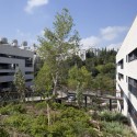 Zielony Graduate Student Village / Bar Orian Architects, S?artz Besnosoff Architects Zielony Graduate Student Village / Bar Orian Architects, S?artz Besnosoff Architects Courtesy of Bar Orian Architects + Schwartz Besnosoff Architects