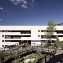Zielony Graduate Student Village / Bar Orian Architects, S?artz Besnosoff Architects Zielony Graduate Student Village / Bar Orian Architects, S?artz Besnosoff Architects Courtesy of Bar Orian Architects + Schwartz Besnosoff Architects
