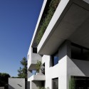 Ignacia Apartments / Gonzalo Mardones Viviani Ignacia Apartments / Gonzalo Mardones Viviani © Nico Saieh