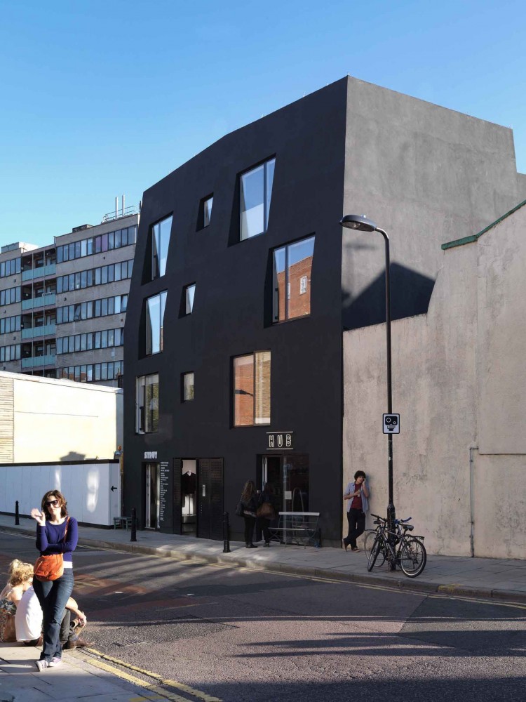 Ada Street / Amin Taha Architects