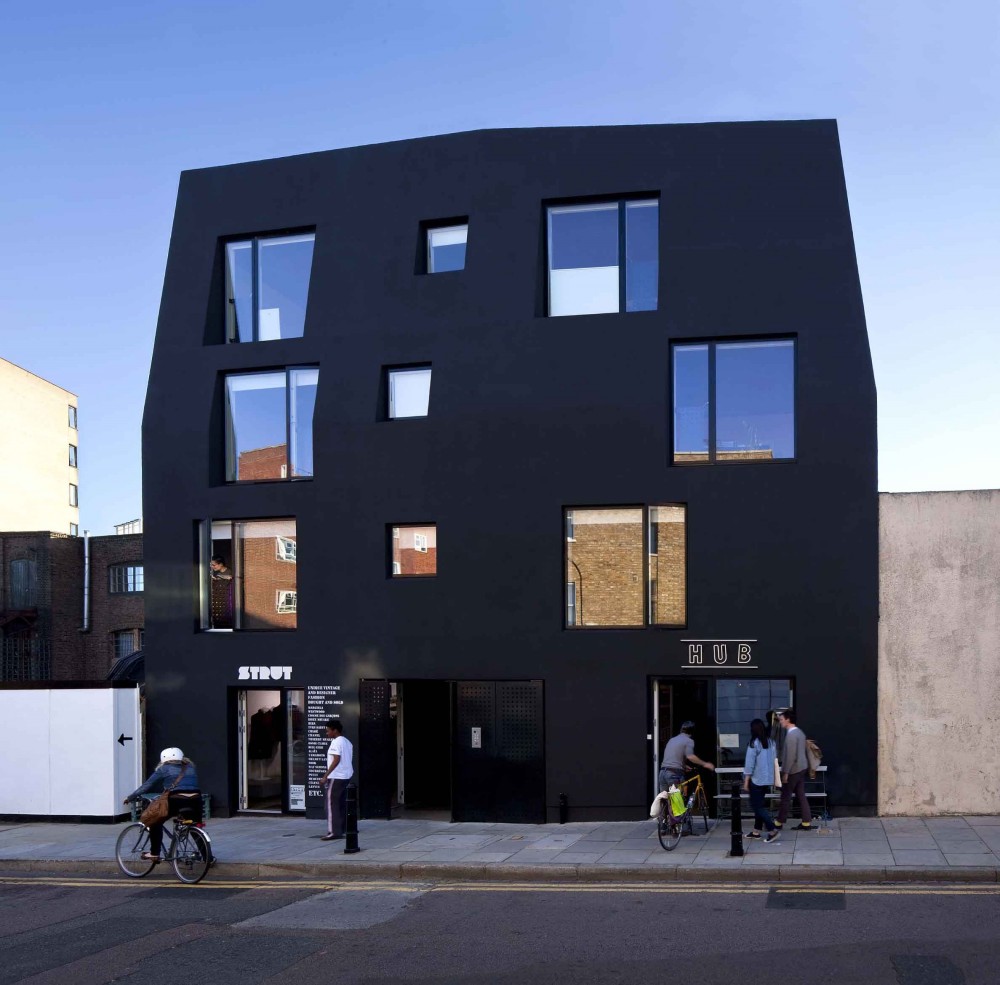 Ada Street / Amin Taha Architects