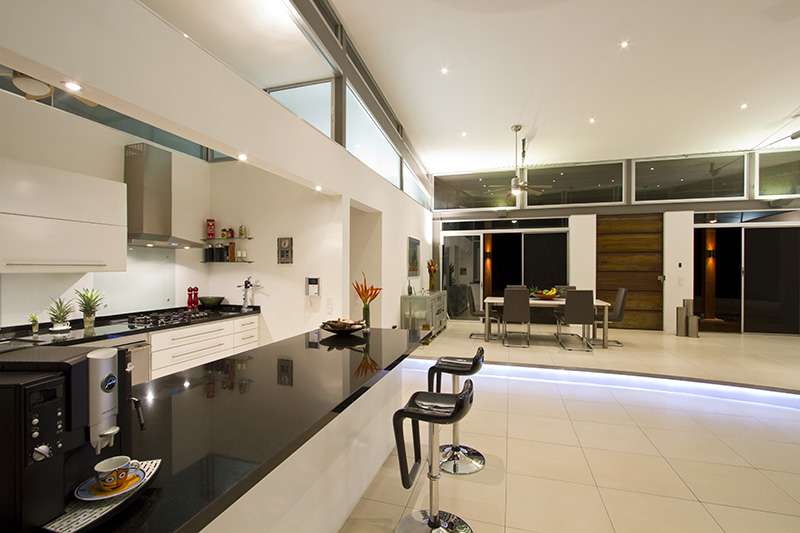 Mecano House / Juan Robles