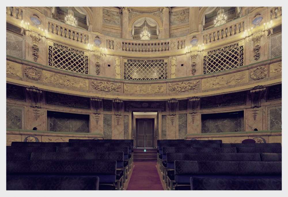 Respect the Architect / Franck Bohbot