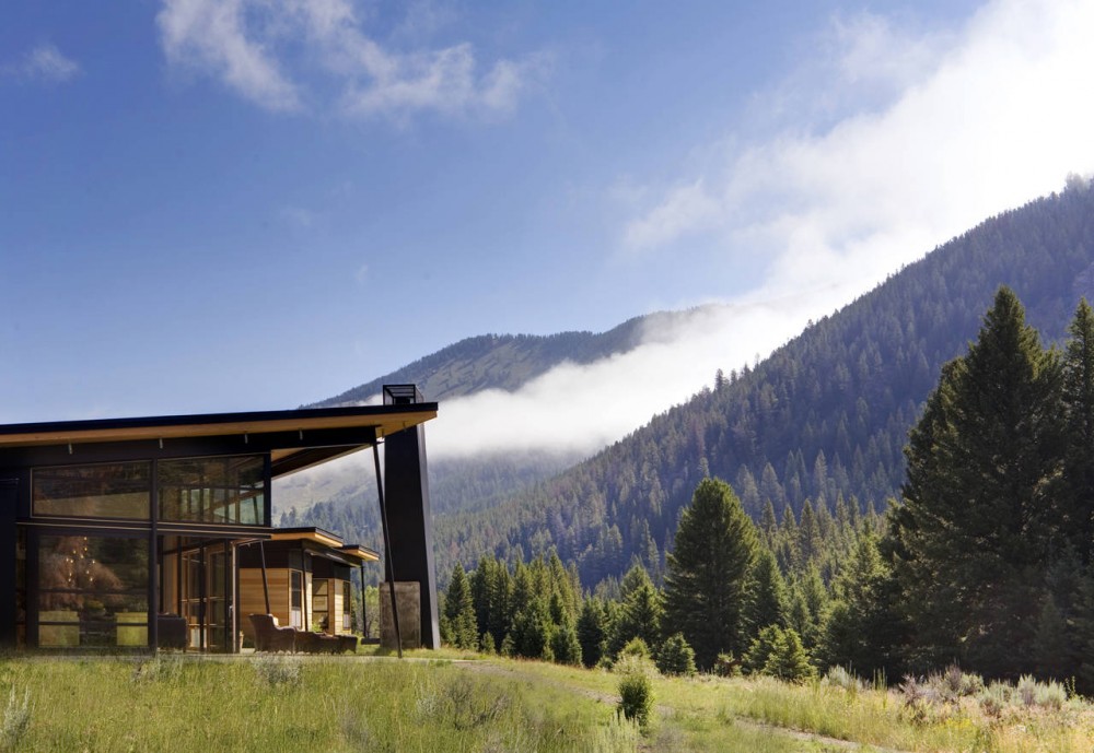 River Bank House / Balance Associates Architects