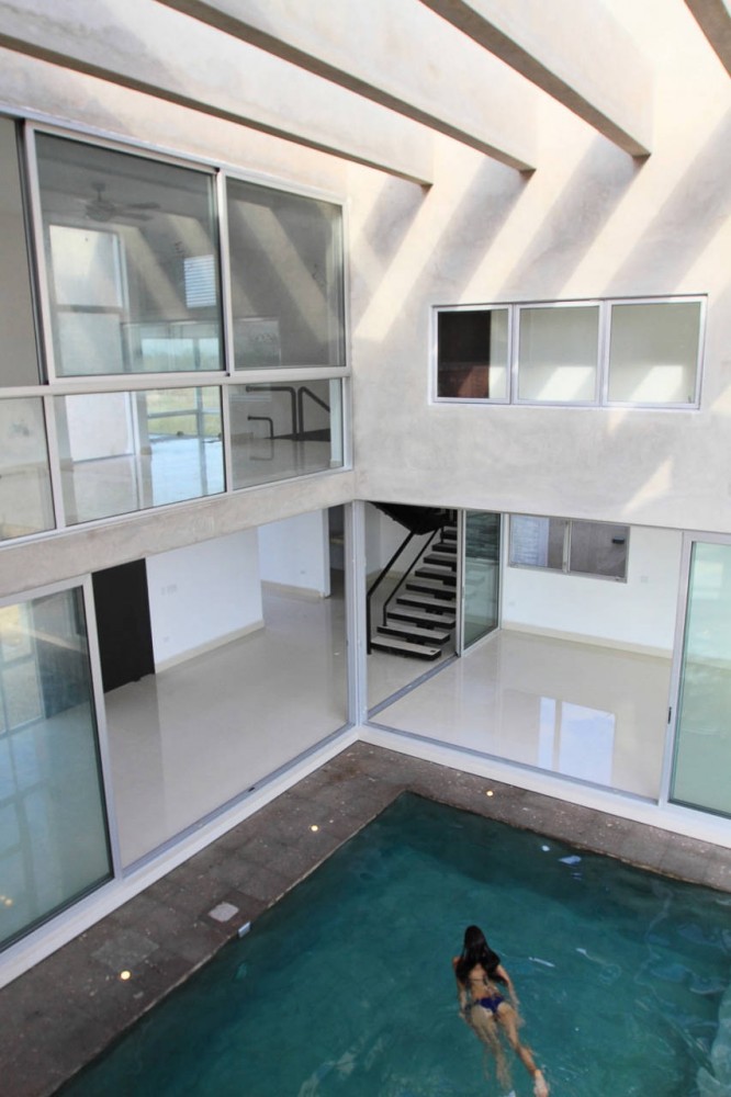 FI House / Punto Arquitectónico