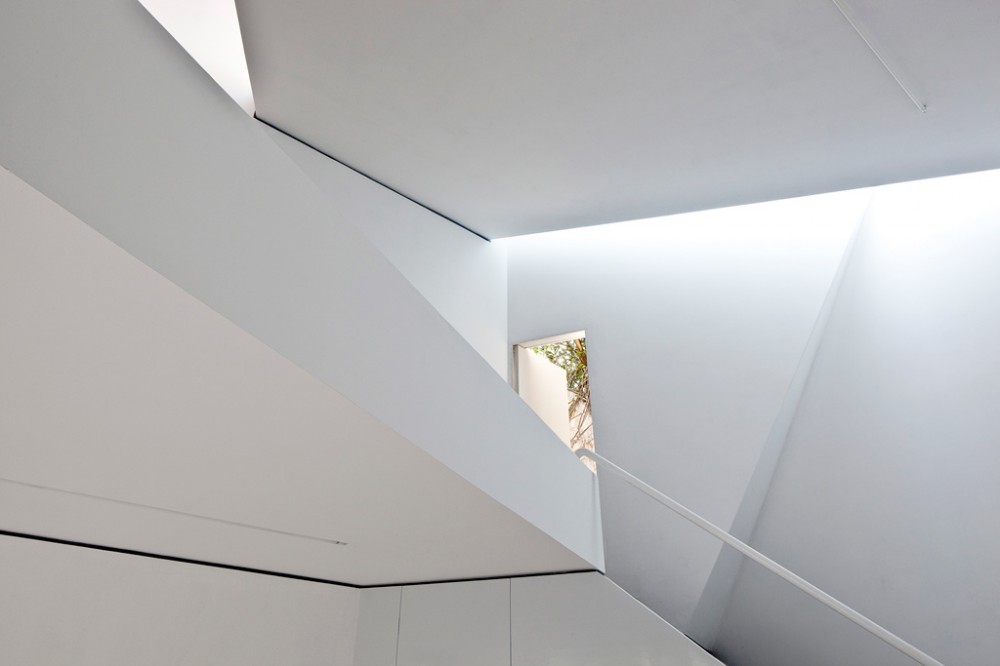 Mini-Studio / FRENTE arquitectura