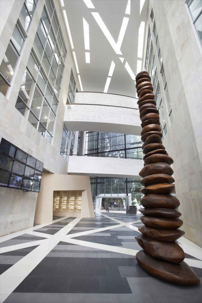 University of Indonesia Central Library / Denton Corker Marshall