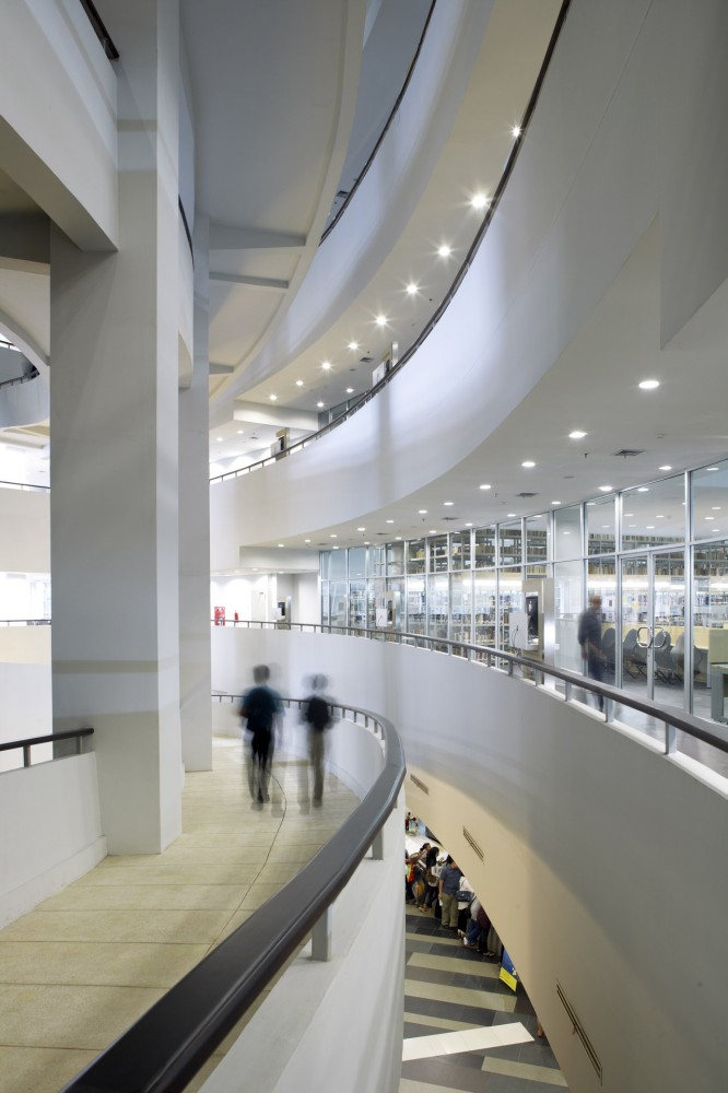 University of Indonesia Central Library / Denton Corker Marshall