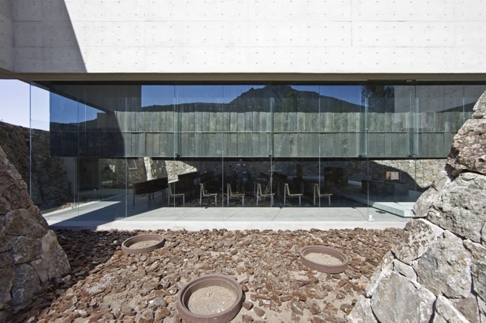 Capilla del Retiro / Undurraga Devés Arquitectos