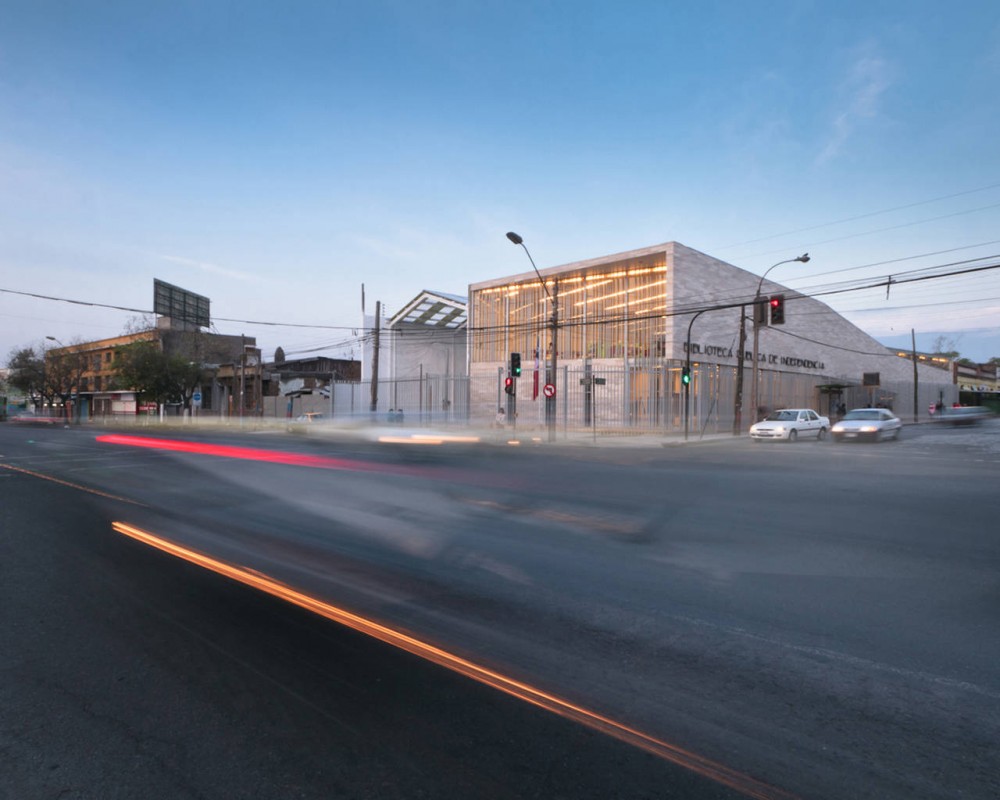 Independencia Public Library / Marsino Arquitectos Asociados