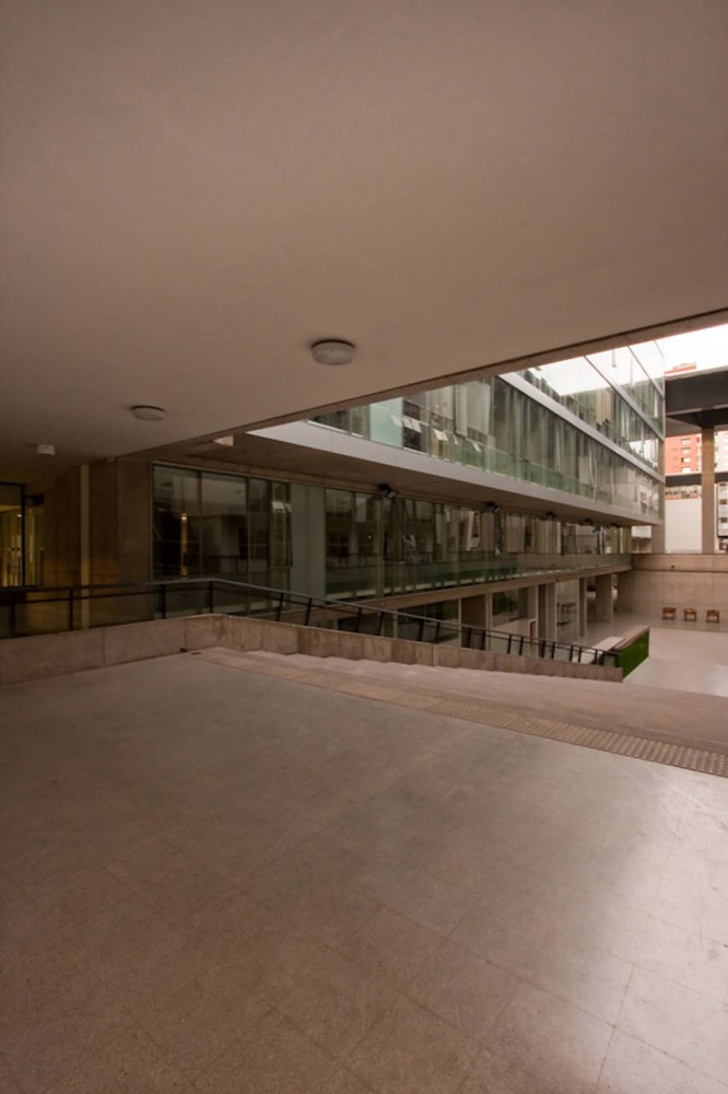 North Almagro Campus Building / Marsino Arquitectos Asociados