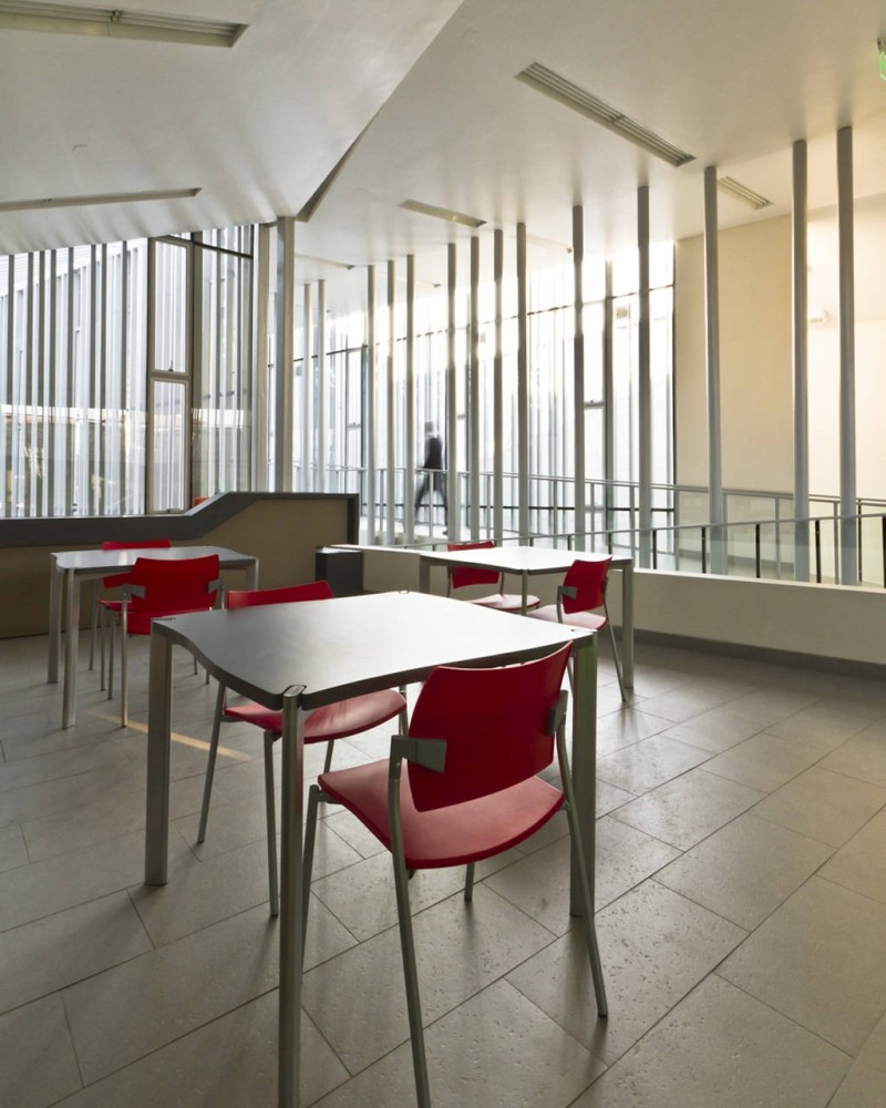Independencia Public Library / Marsino Arquitectos Asociados