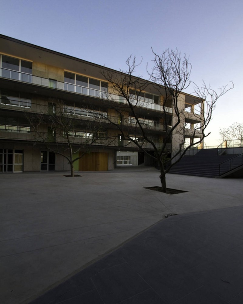 Terraustral Oeste School / Marsino Arquitectos Asociados
