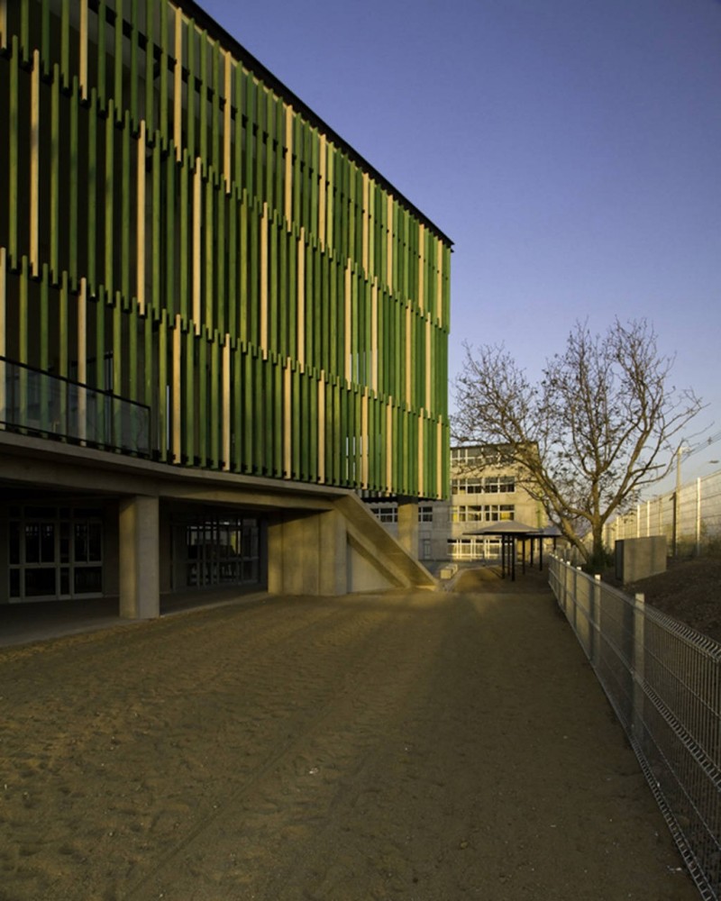 Terraustral Oeste School / Marsino Arquitectos Asociados