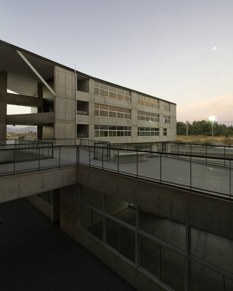 Terraustral Oeste School / Marsino Arquitectos Asociados