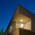 3 Houses 3 Sisters / Ines Cortesao, Jose Pedro Caetano 3 Houses 3 Sisters / Ines Cortesao, Jose Pedro Caetano © FG+SG