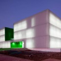 Social Services Center / dosmasuno arquitectos Social Services Center / dosmasuno arquitectos © Miguel de Guzmán