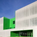Social Services Center / dosmasuno arquitectos Social Services Center / dosmasuno arquitectos © Miguel de Guzmán