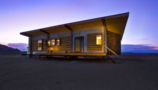 Whitehorse / DesignBuildBLUFF Studio