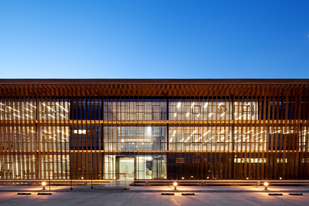 Ferreteria O´Higgins / GH+A | Guillermo Hevia