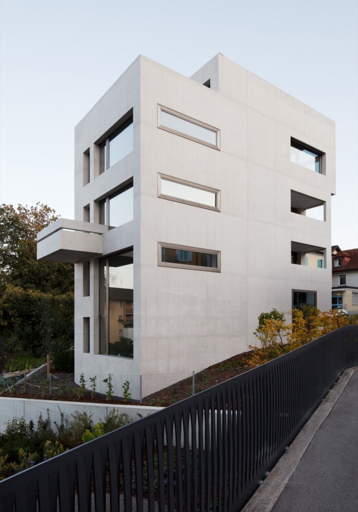 Townhouse in Horgen / Moos Giuliani Herrmann Architekten