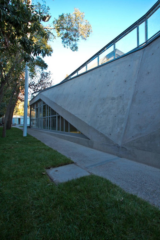 Tool Workshop Building / Marsino Arquitectos Asociados