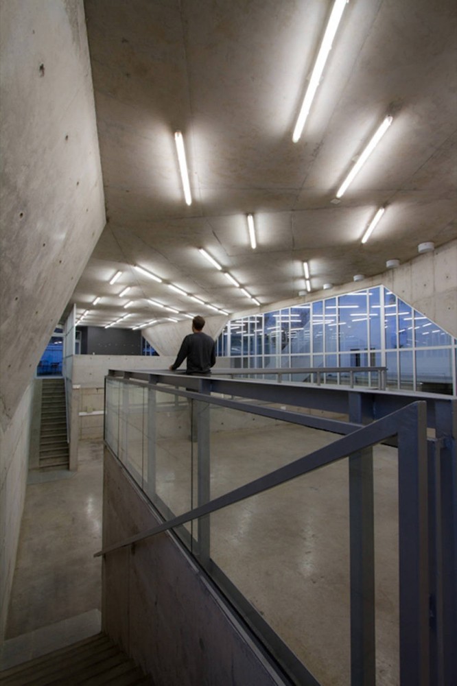Tool Workshop Building / Marsino Arquitectos Asociados