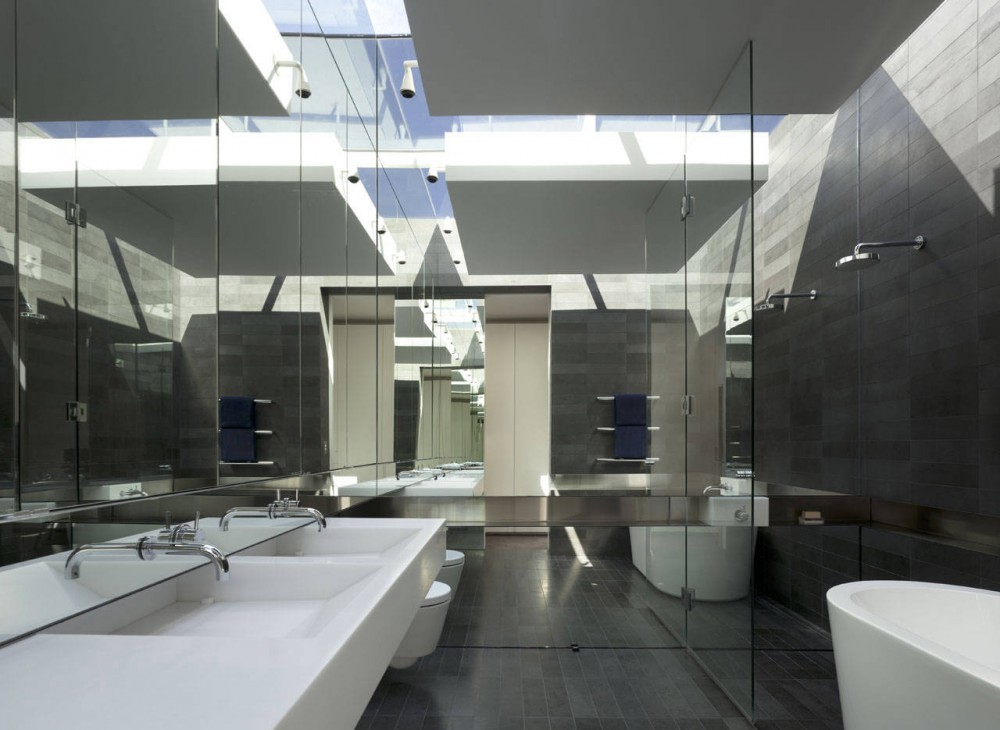 Skirt + Rock House / MCK Architects