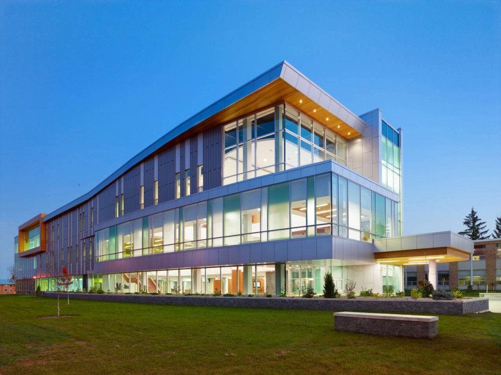 Sault College Academic Building / Architects Tillmann Ruth Robinson