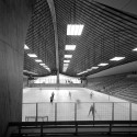 Yale Hockey Rink, Eero Saarinen Architect, 1958, New Haven, CT Yale Hockey Rink, Eero Saarinen Architect, 1958, New Haven, CT Yale Hockey Rink, Eero Saarinen Architect, 1958, New Haven, CT © Pedro E. Guerrero, Courtesy Edward Cella Art+Architecture