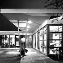 Choy Residence Choy Residence © J. Paul Getty Trust. Used with permission. Julius Shulman Photography Archive, Research Library at the Getty Research Institute (2004.R.10)