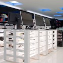 Colorfoto Megastore / Joao Tiago Aguiar