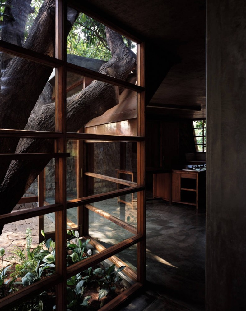 Belavali House / Studio Mumbai
