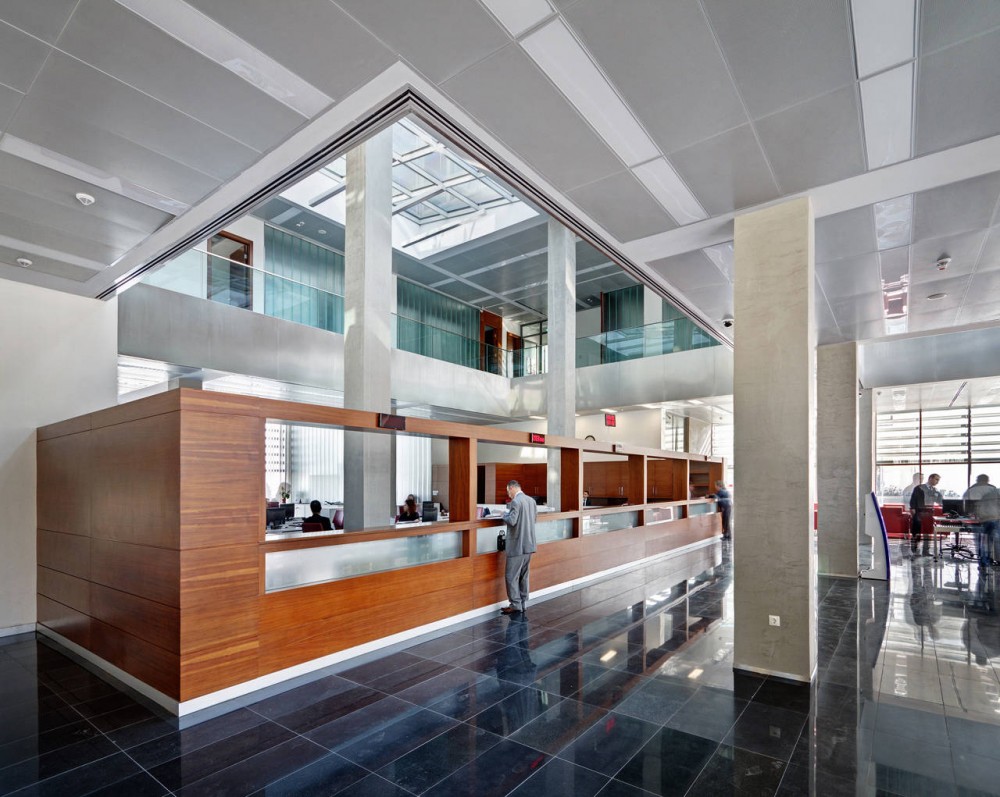 Branch Office In Bursa / Yalin Architectural Design + Denge Architecture