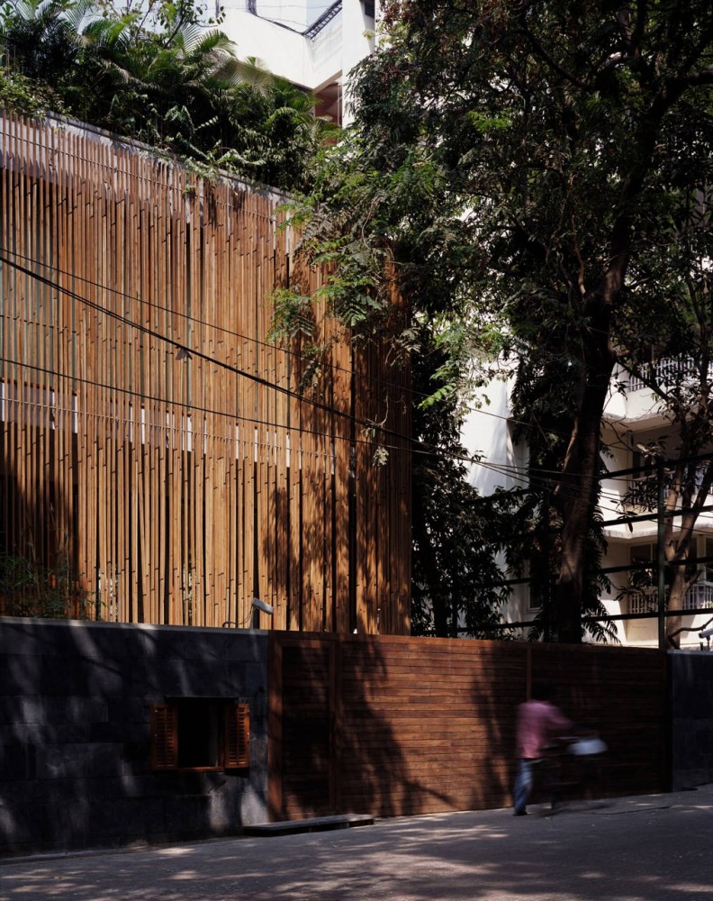 House on Pali Hill / Studio Mumbai