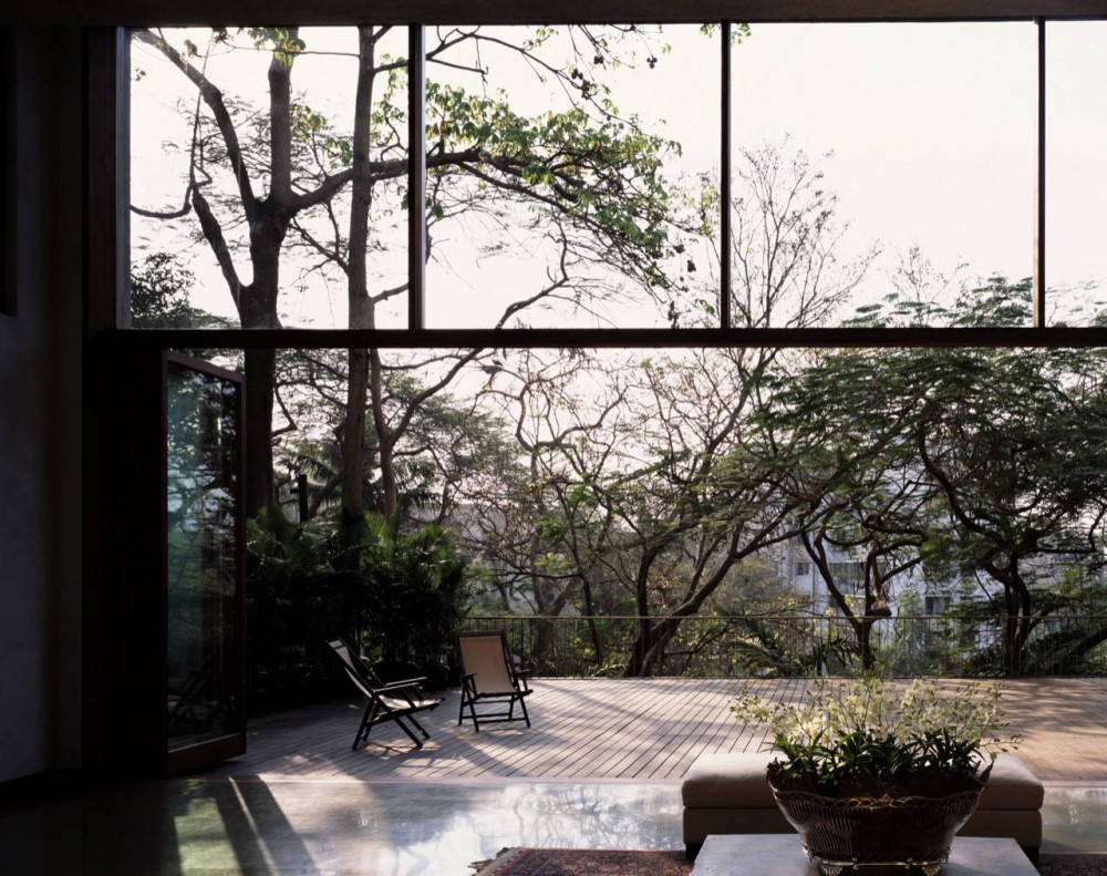 House on Pali Hill / Studio Mumbai