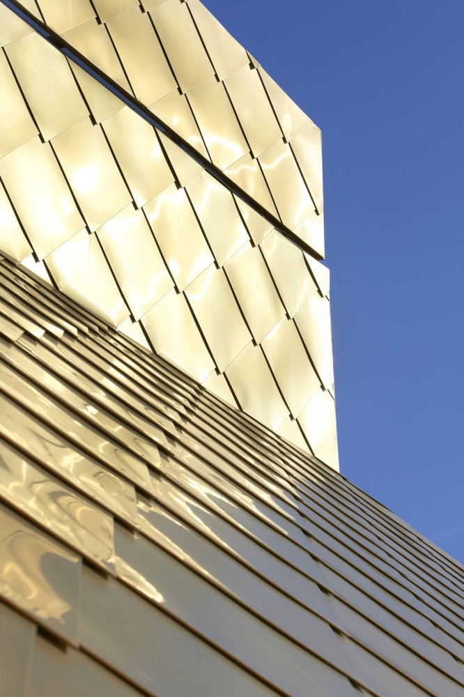 The Hive / Feilden Clegg Bradley Studios