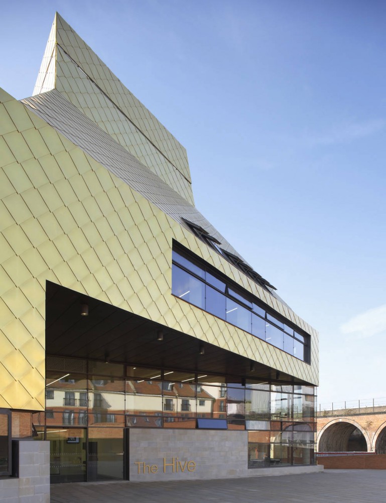 The Hive / Feilden Clegg Bradley Studios