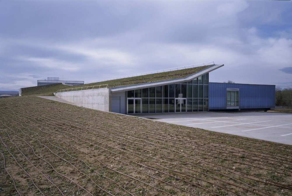 Spanish-Portuguese Agricultural Research Center (CIALE) / Canvas Arquitectos