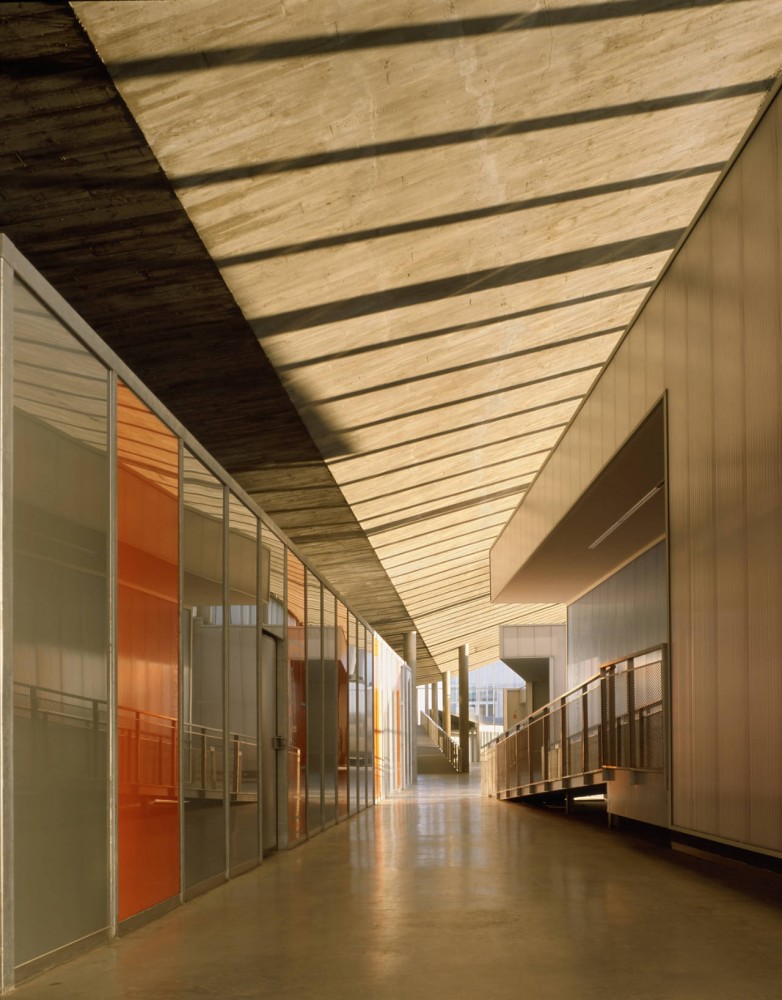 Spanish-Portuguese Agricultural Research Center (CIALE) / Canvas Arquitectos